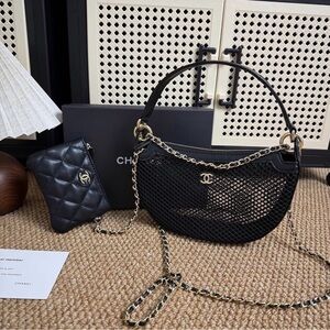 GWP Chanel VIP/Novelty Black Mesh Shoulder/Crossbody Bag with wallet